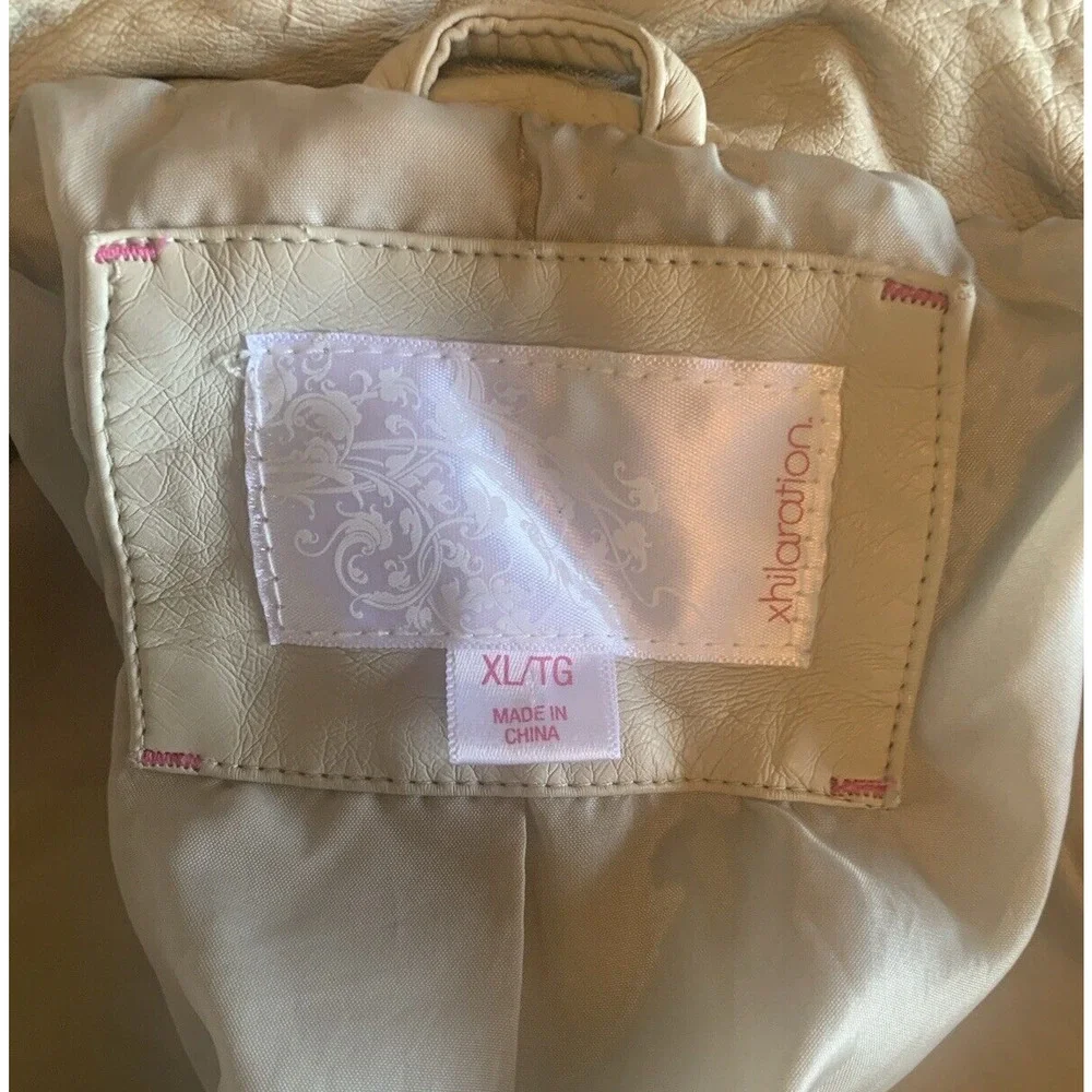 Xhilaration Moto Jacket Womens Size Extra-Large XL Beige Vegan Leather 70s Coat